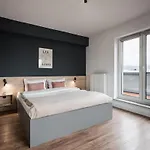 Skylark - Toronto Penthouse With Jacuzzi & Mountain View Brasov