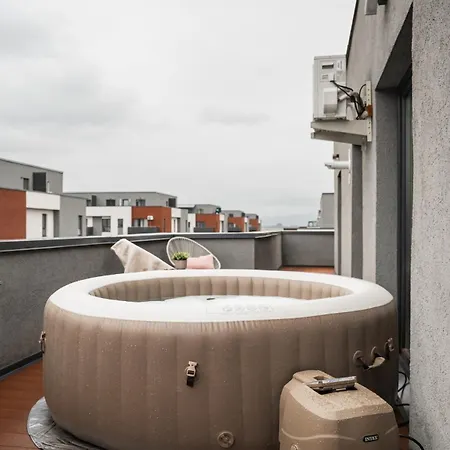 Appartement Skylark - Toronto Penthouse With Jacuzzi & Mountain View Braşov