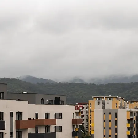 Skylark - Toronto Penthouse With Jacuzzi & Mountain View Braşov