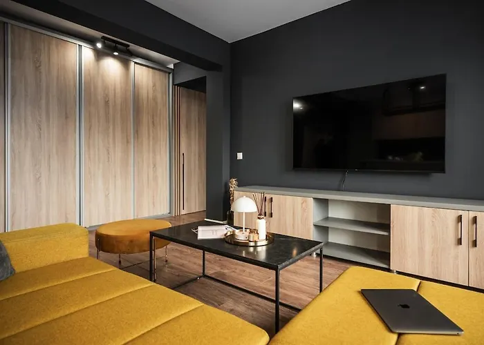 Skylark - Toronto Penthouse With Jacuzzi & Mountain View * Μπρασόβ