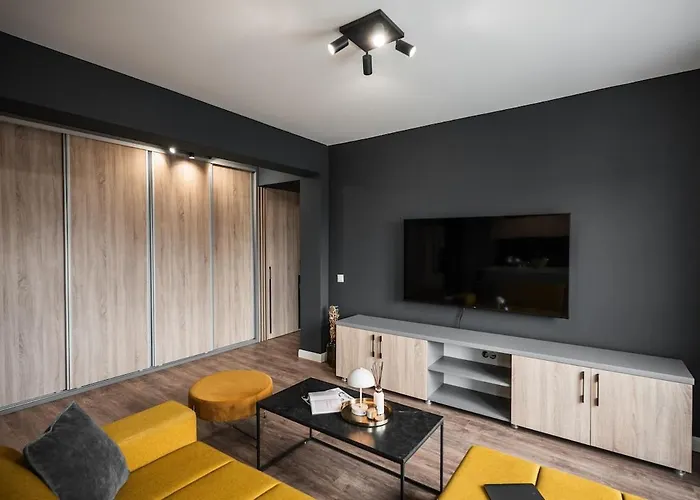 Skylark - Toronto Penthouse With Jacuzzi & Mountain View * Μπρασόβ