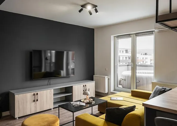 Skylark - Toronto Penthouse With Jacuzzi & Mountain View * Μπρασόβ