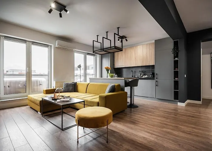 Skylark - Toronto Penthouse With Jacuzzi & Mountain View