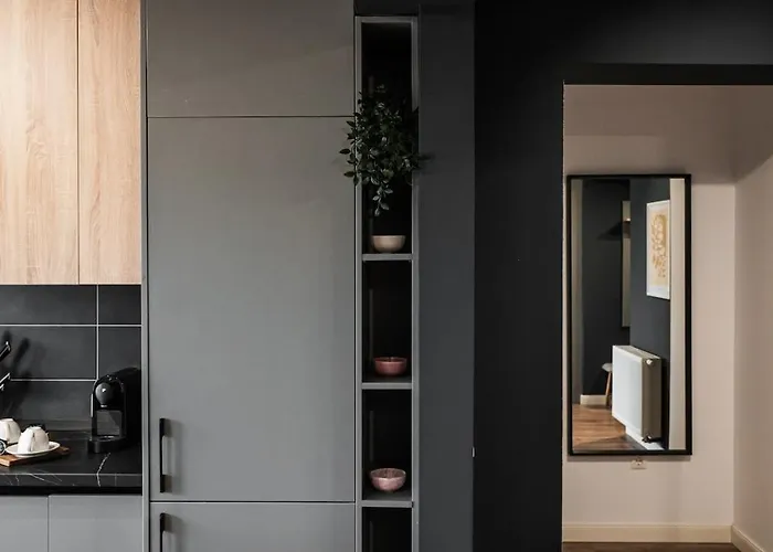 Διαμέρισμα Skylark - Toronto Penthouse With Jacuzzi & Mountain View